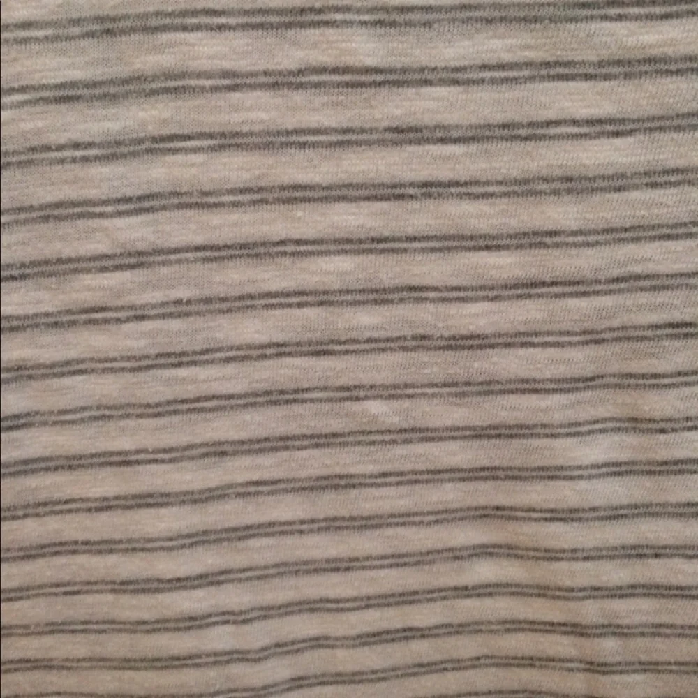 Top - Picture 3 of 3